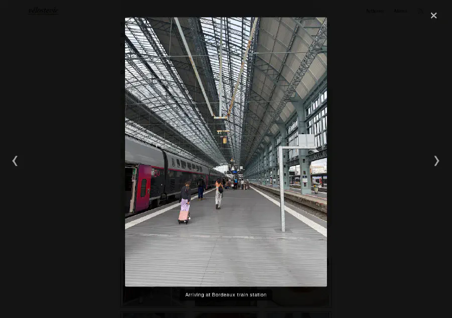 Clicking a photo marker opens the photo in the lightbox